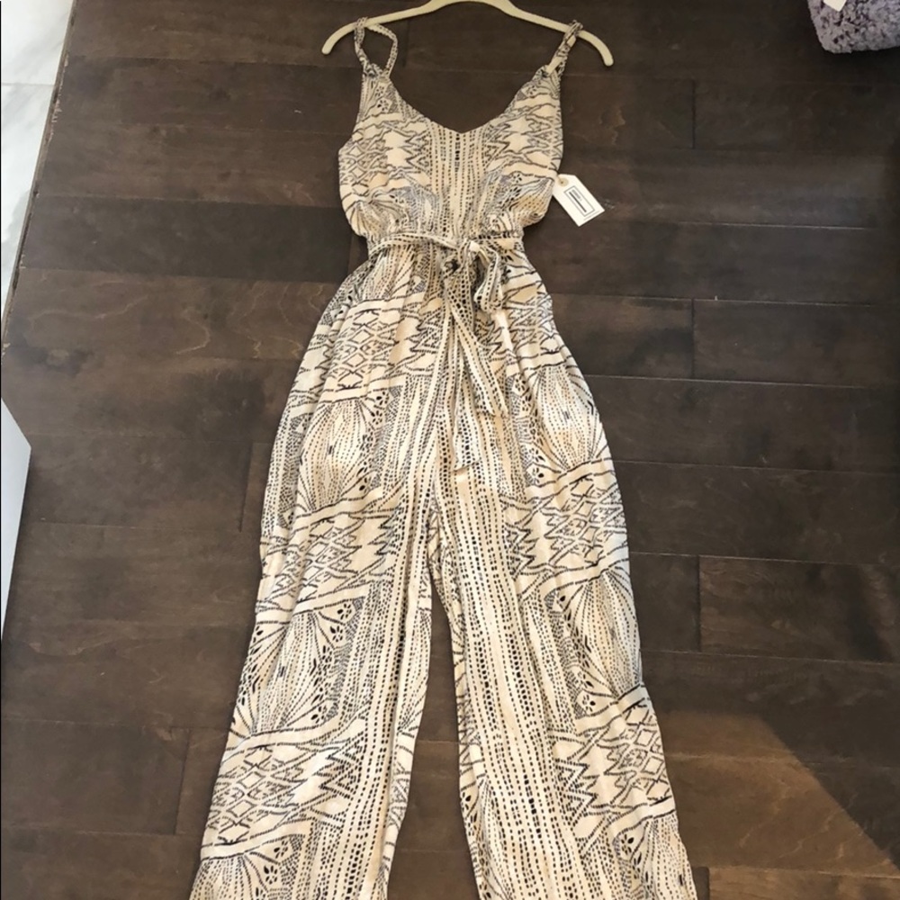 In the Beginning beige/black jumpsuit